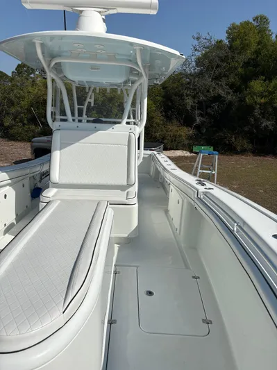  Yacht Photos Pics Yellowfin Boats, Contender Boats, SeaVee Boats, Regulator Boats, SeaHunter Boats, Invincible Boats, Pair Marine, Southport, REV Yacht Sales