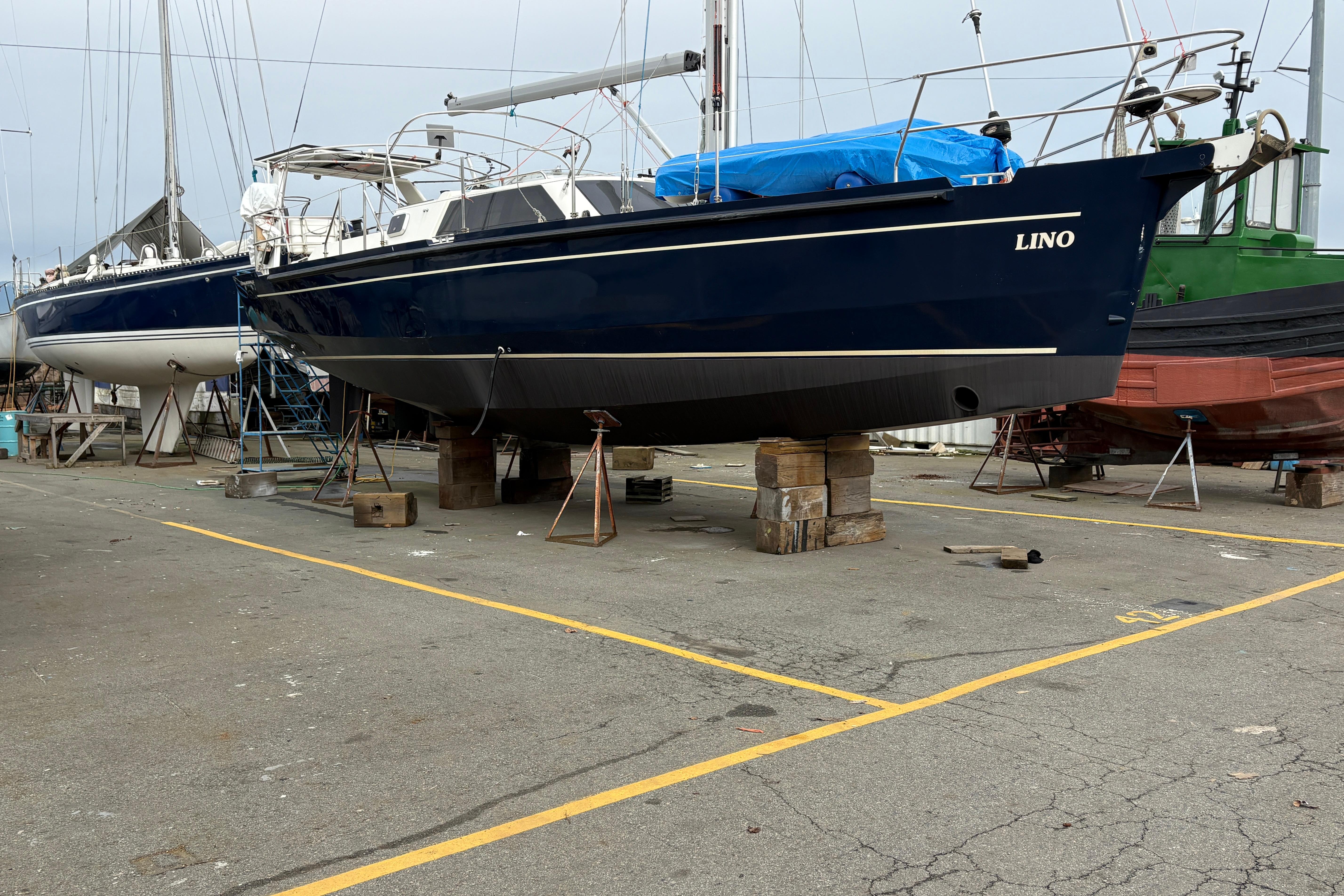 Custom Catham Extreme 42