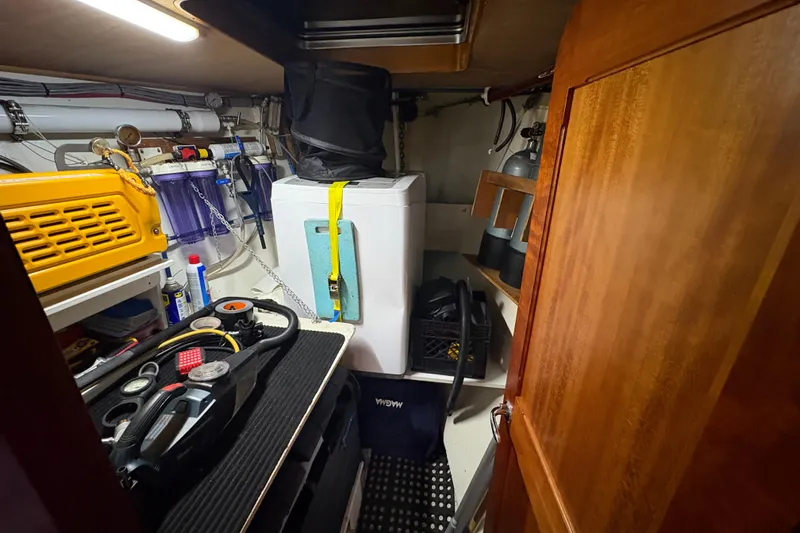 Lino Yacht Photos Pics Utility room inside 2019 Chatam Extreme 42, featuring equipment and storage solutions.