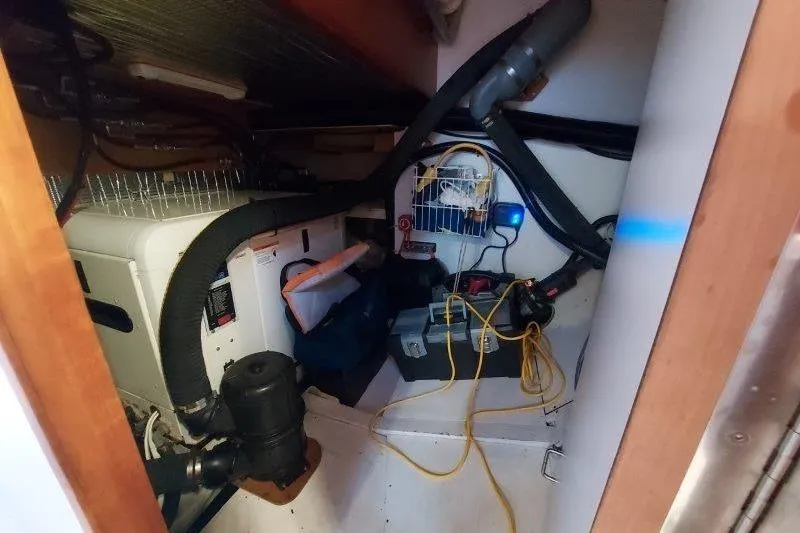 Lino Yacht Photos Pics Electrical and mechanical components inside a 2019 Custom Chatam Extreme 42 boat.