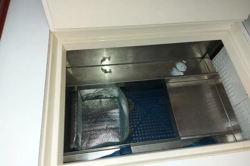 Lino Yacht Photos Pics Built-in storage compartment on a 2019 Custom Chatam Extreme 42 yacht.