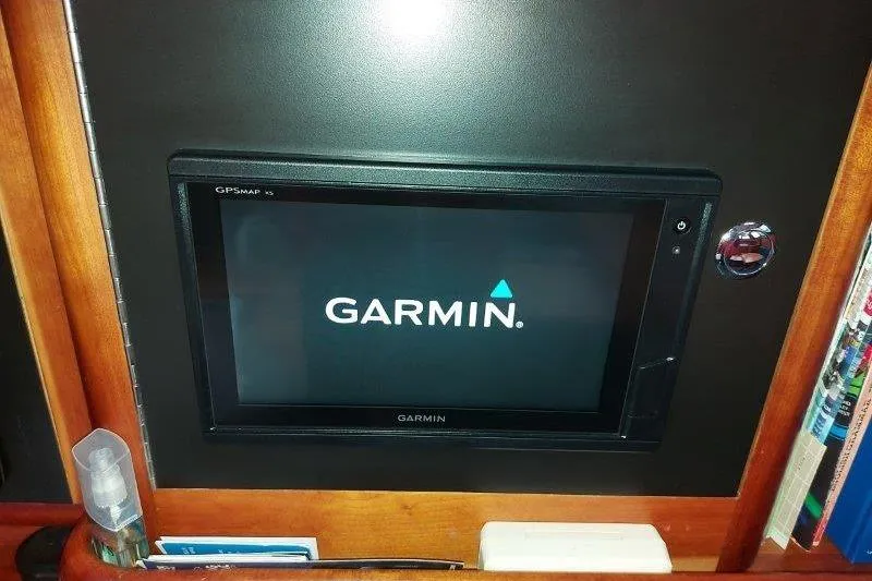 Lino Yacht Photos Pics Garmin GPSMAP xs display on 2019 Custom Chatam Extreme 42 yacht dashboard.