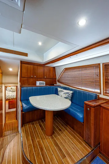 Hook Yacht Photos Pics 