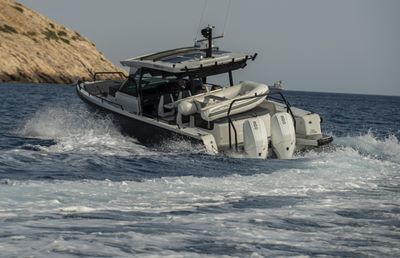 2021 Axopar 37 Sun Top (ST)
