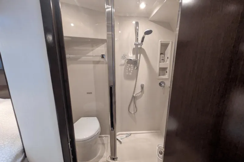 Just One More V Yacht Photos Pics 