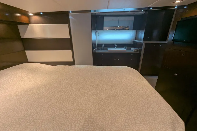 Just One More V Yacht Photos Pics 