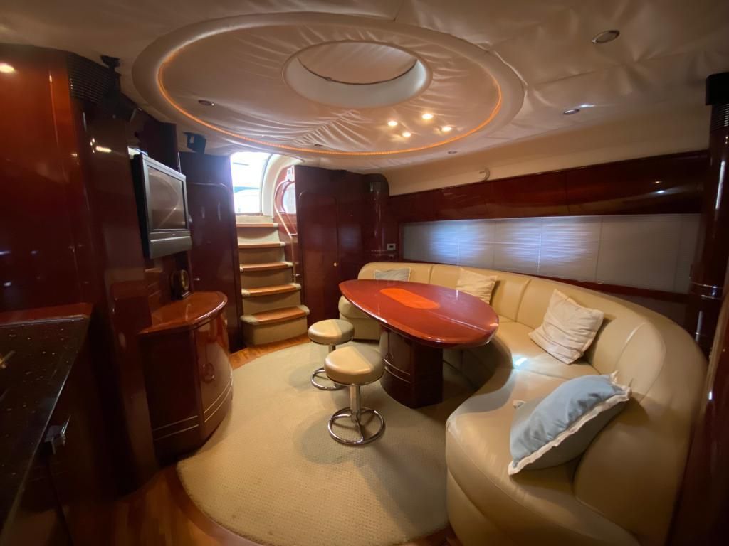2006 Viking 58 