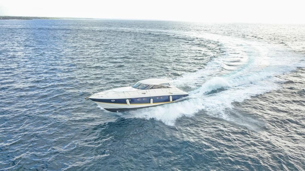 2006 Viking 58 
