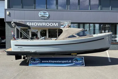 2024 Antaris Fifty5 met Vetus 33 pk in RAL 7001 (zilvergrijs)