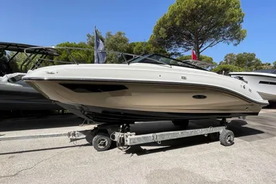 2023 Sea Ray SUNSPORT O 230
