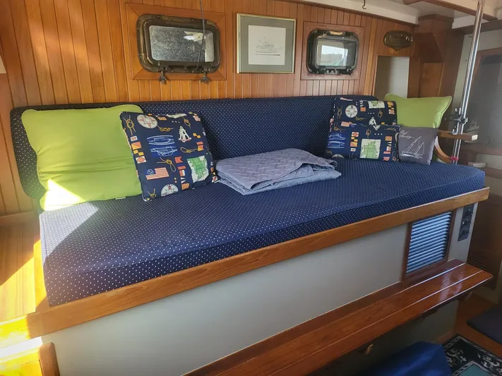 Nancy Lee Yacht Photos Pics 