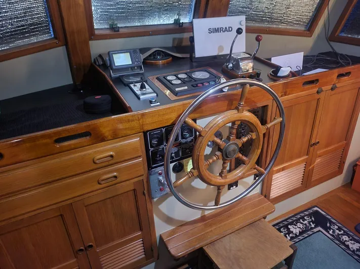 Nancy Lee Yacht Photos Pics 