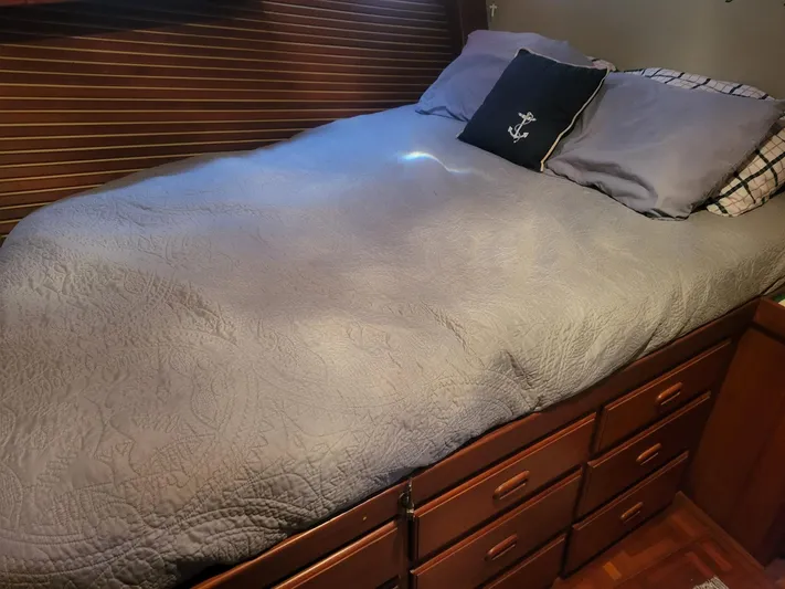 Nancy Lee Yacht Photos Pics 