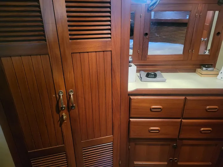 Nancy Lee Yacht Photos Pics 