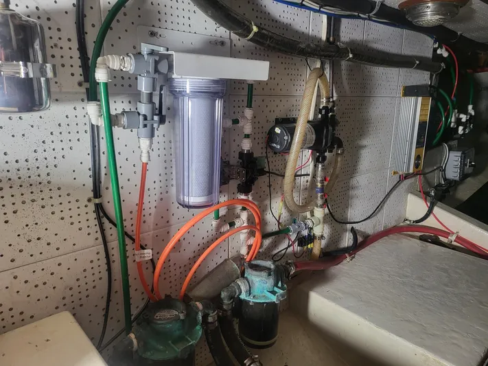 Nancy Lee Yacht Photos Pics R/O Water Maker