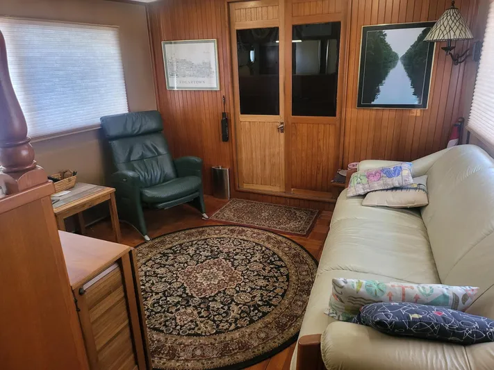 Nancy Lee Yacht Photos Pics 