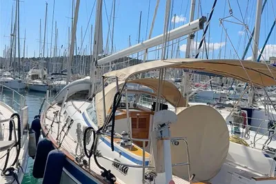 Hallberg-Rassy 372