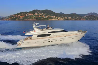 Sanlorenzo SL72