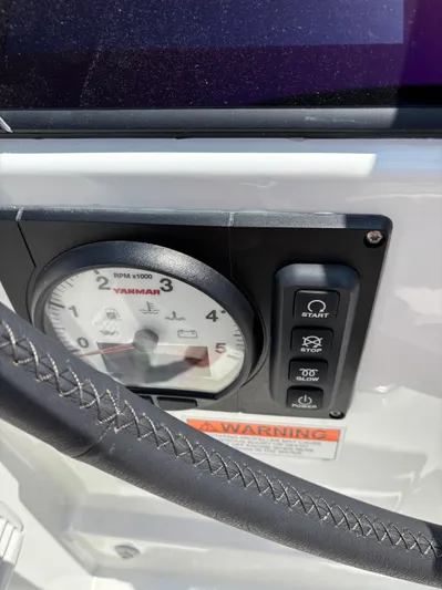 Aveyron Yacht Photos Pics Control panel of a 2021 Beneteau Oceanis 35.1 sailboat with Yanmar RPM gauge.