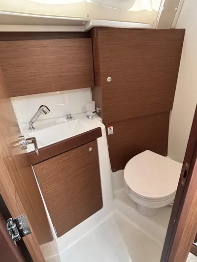 Aveyron Yacht Photos Pics 