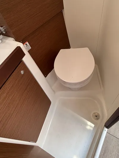 Aveyron Yacht Photos Pics 