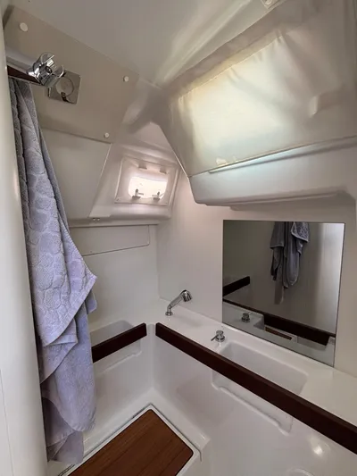 Aveyron Yacht Photos Pics 