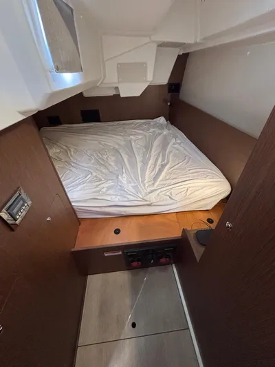 Aveyron Yacht Photos Pics 