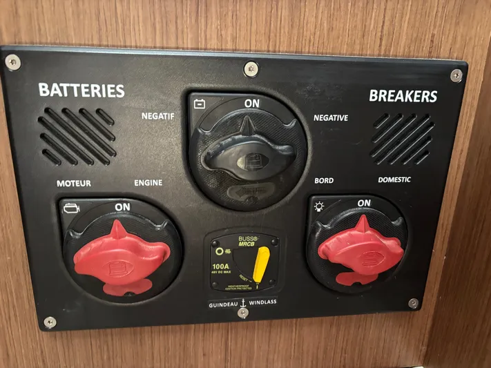 Aveyron Yacht Photos Pics 