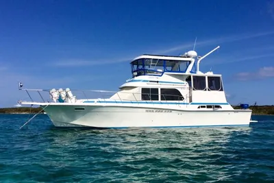 Chris-Craft 480 Catalina
