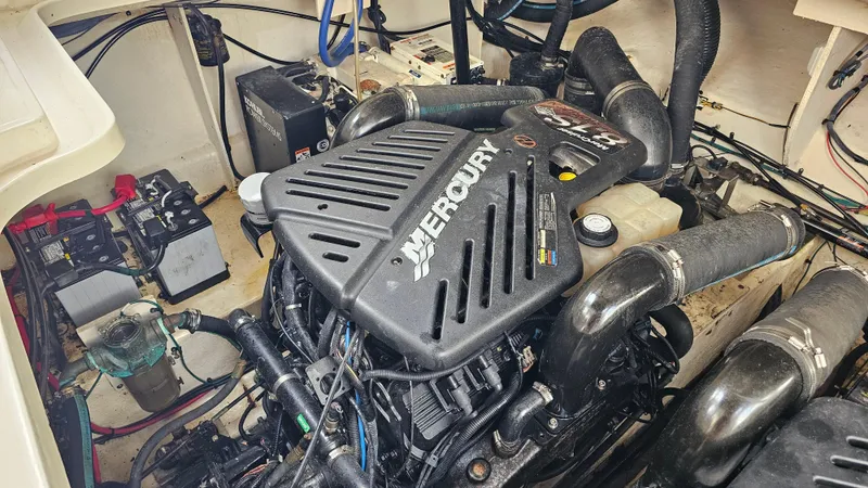 Sea Jazz Yacht Photos Pics Engine compartment of a 2007 Sea Ray 340 Sundancer with Mercury engine.
