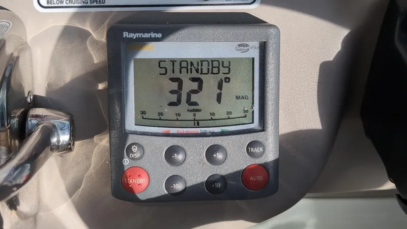 Sea Jazz Yacht Photos Pics Raymarine autopilot display on 2007 Sea Ray 340 Sundancer, showing standby mode at 321 degrees.