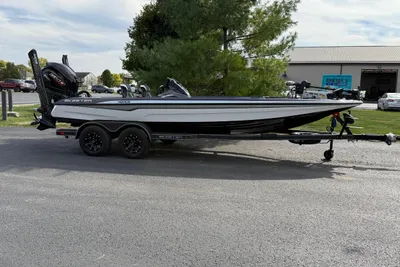 Skeeter ZXE21