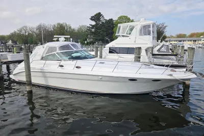 Sea Ray 400 Sundancer