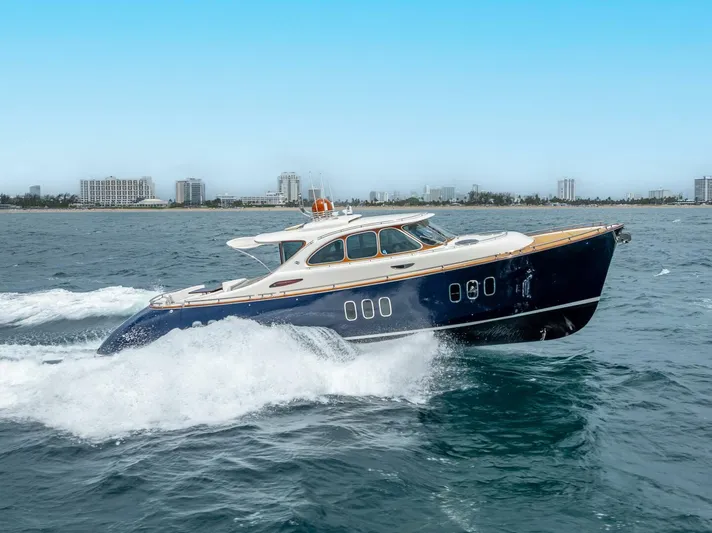 Shaken Not Stirred Yacht Photos Pics 