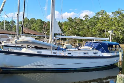 Pearson 424