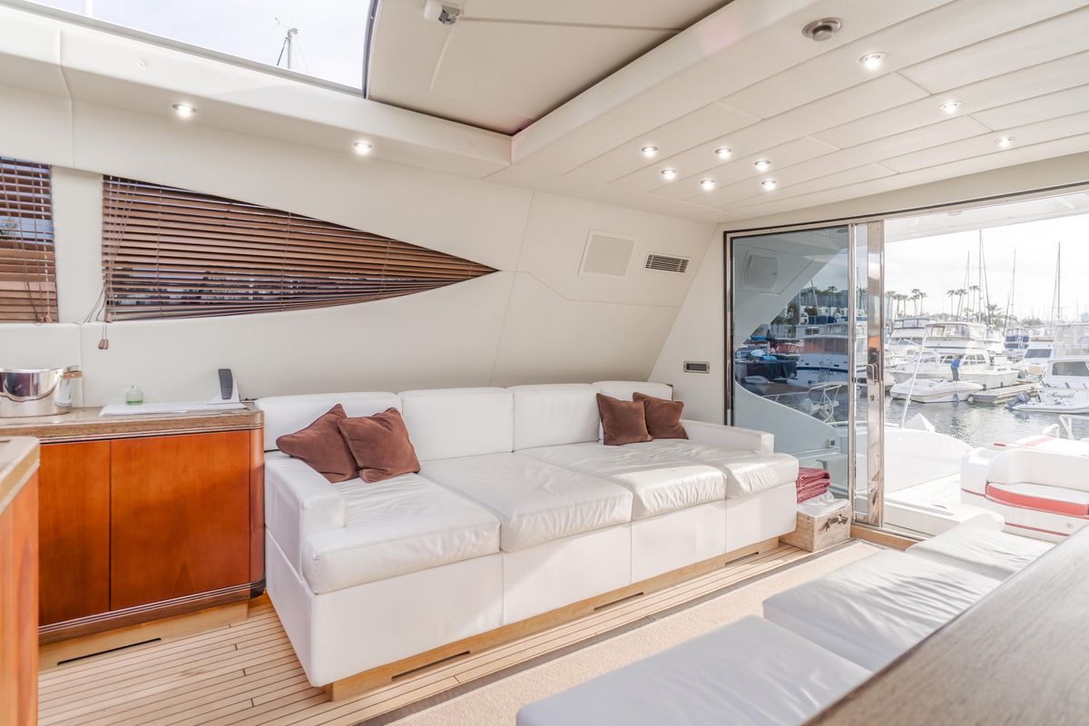 2004 Mangusta 105 