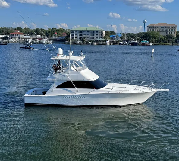 Lumber 1 Yacht Photos Pics 2006 45 Viking Convertible- STBD Profile