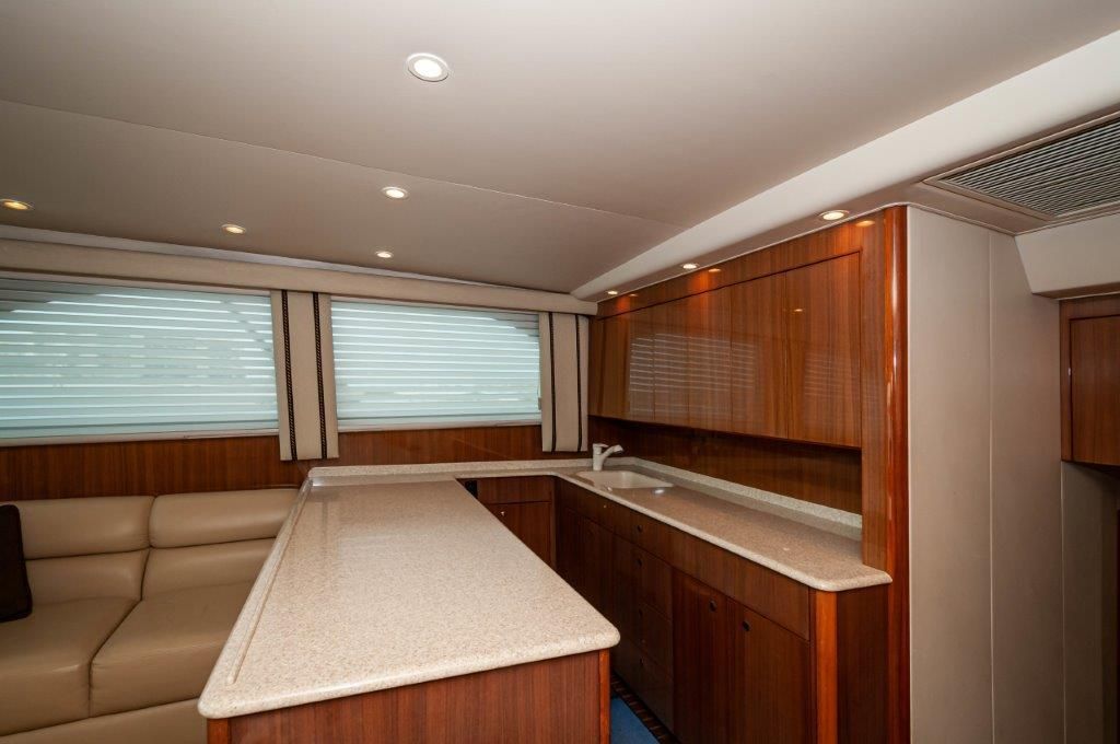 2006 Viking 45 