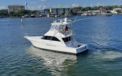 Yacht