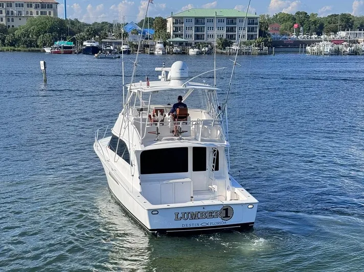  Yacht Photos Pics 2006 45 Viking Convertible Transom