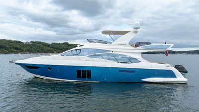 Yacht