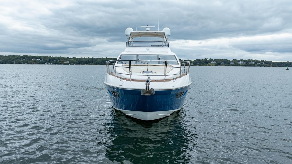 2011 Azimut 58 