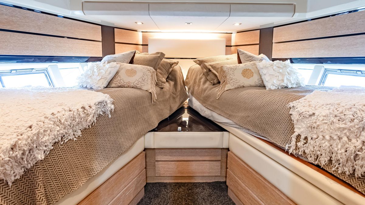 2011 Azimut 58 