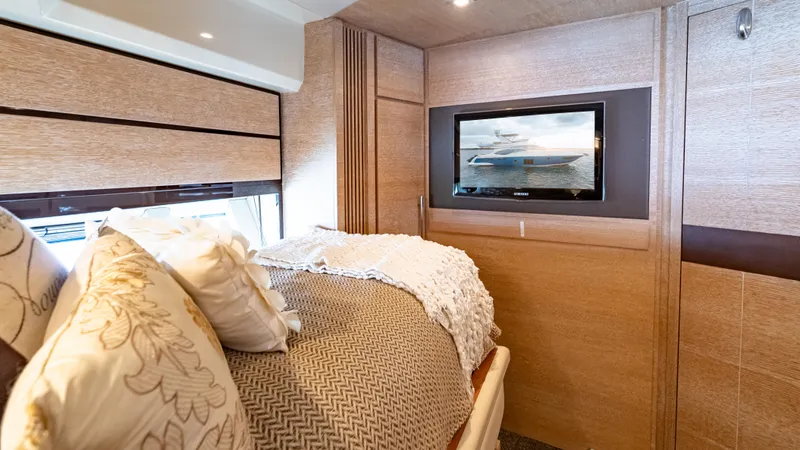 Christine Yacht Photos Pics 