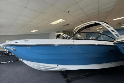 Sea Ray 250 SDX