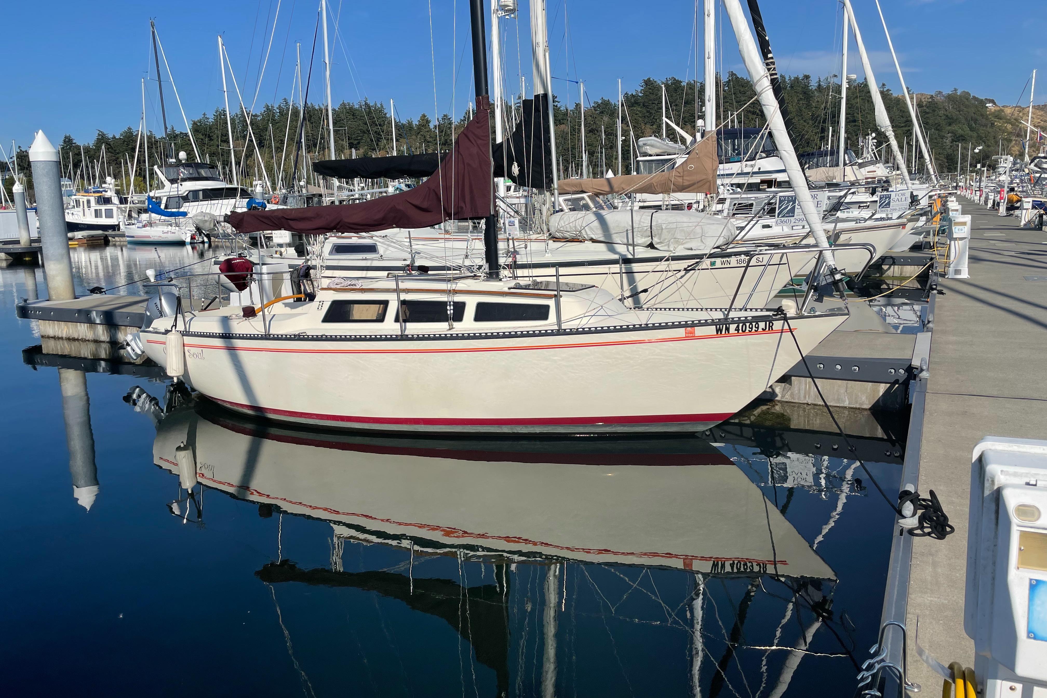1979 S2 Yachts 7.3