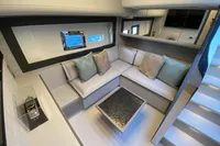 Pershing 6X