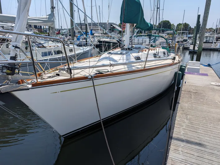 Highlander Yacht Photos Pics Tartan 3500 Highlander