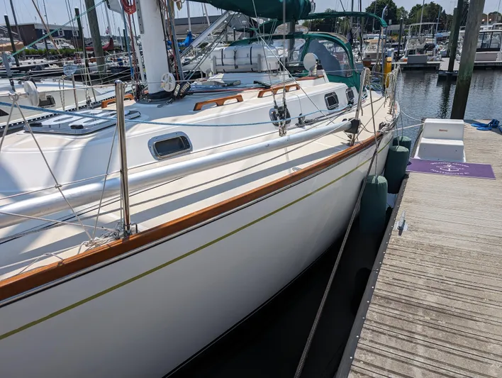 Highlander Yacht Photos Pics Tartan 3500 Highlander