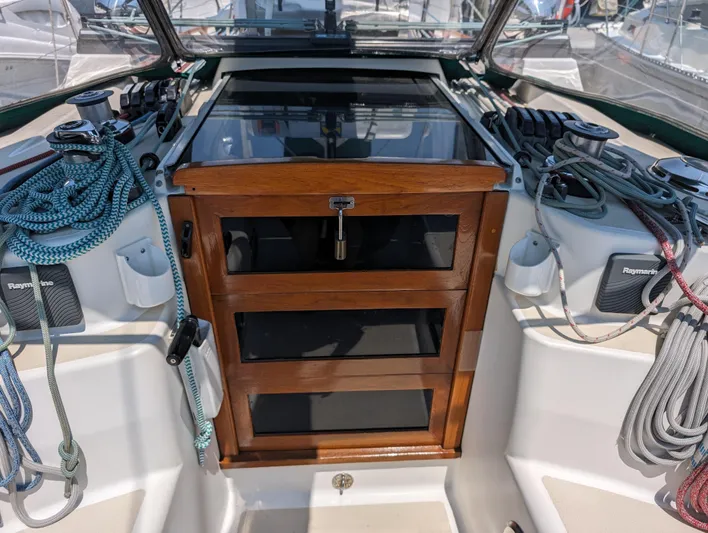 Highlander Yacht Photos Pics Tartan 3500 Highlander